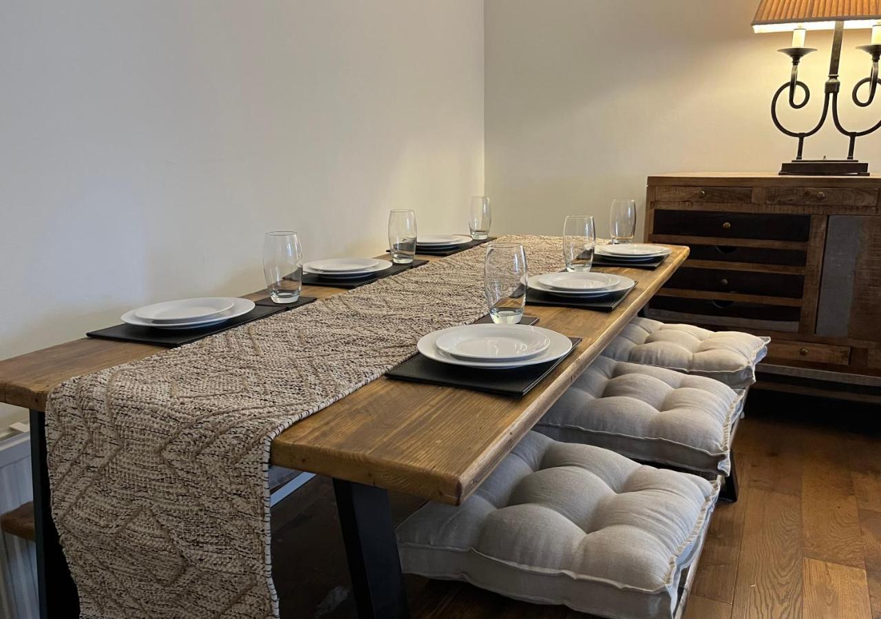 Stunning Beverley Bungalow W Fireplace, Private Parking, And Garden Екстериор снимка